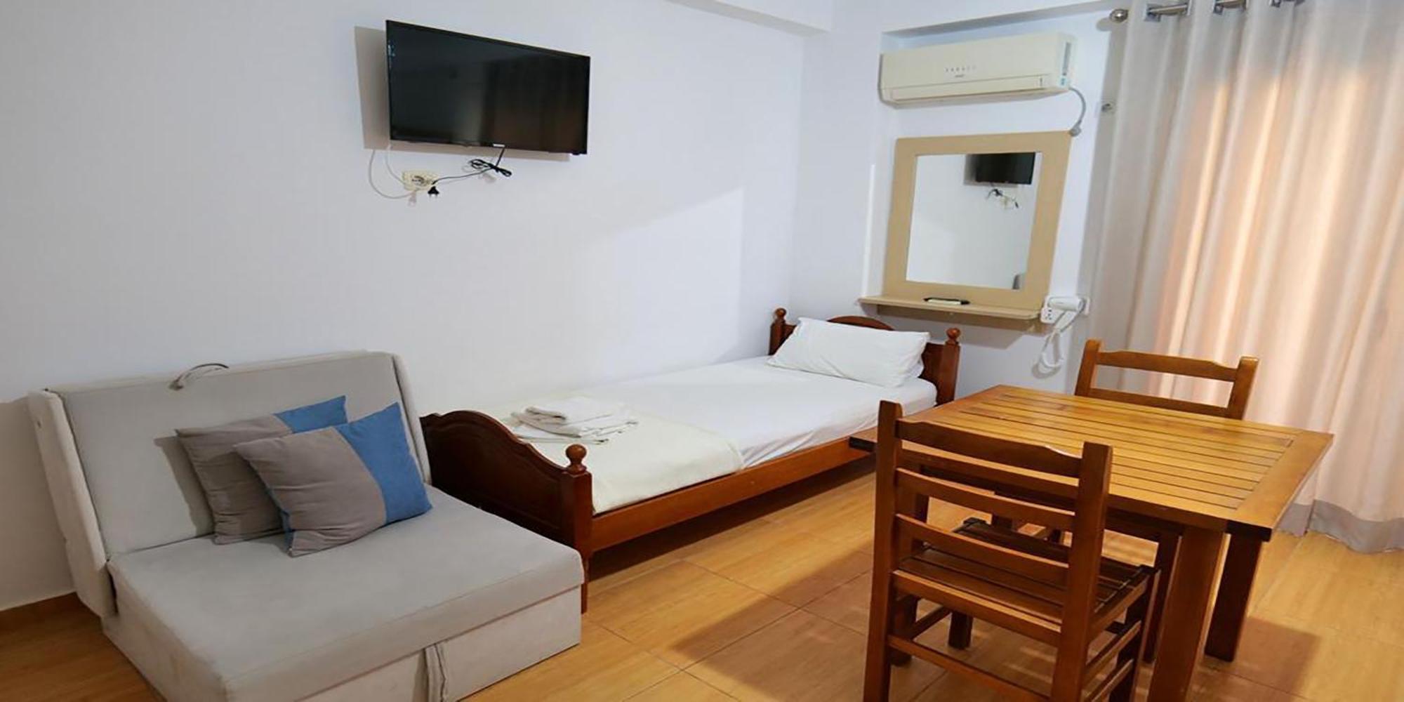 Alex & Sofi Hotel ฮีมาเรอ ภายนอก รูปภาพ